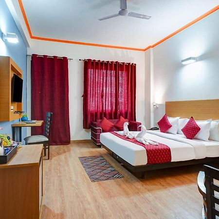 Hotel Noida Express Exterior photo