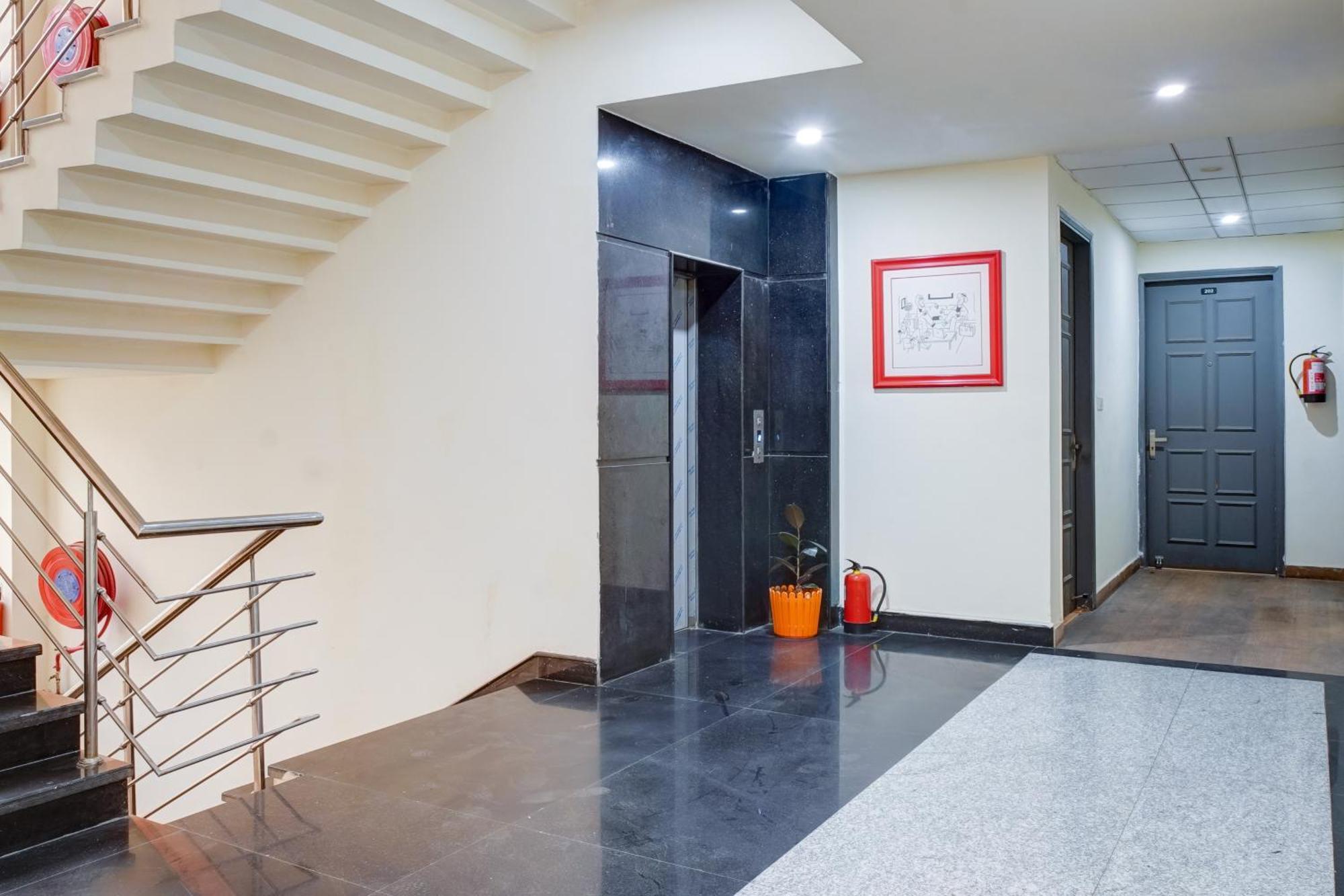 Hotel Noida Express Exterior photo