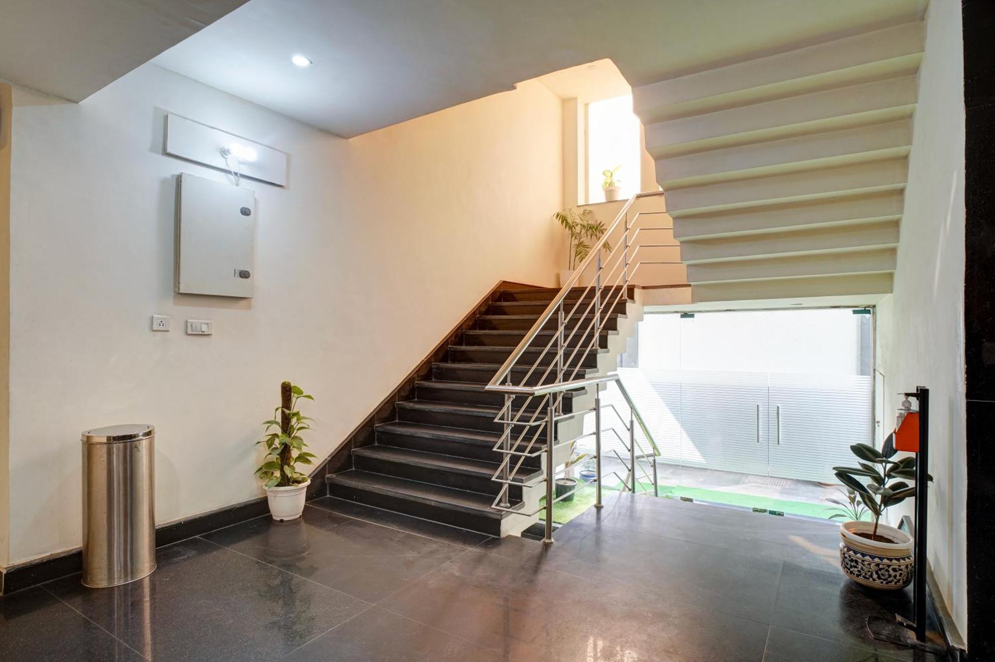 Hotel Noida Express Exterior photo