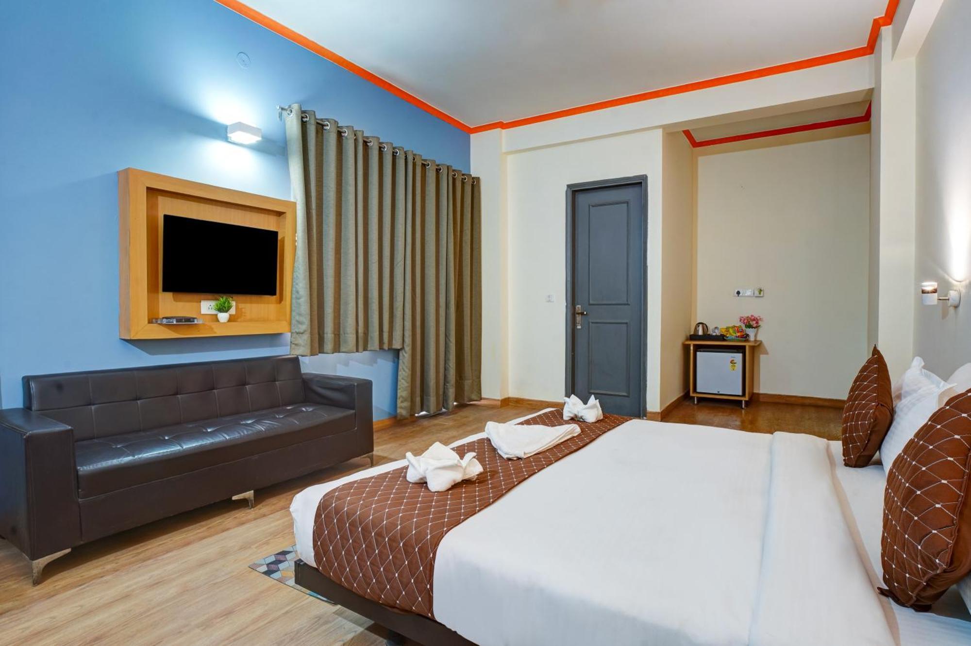 Hotel Noida Express Exterior photo