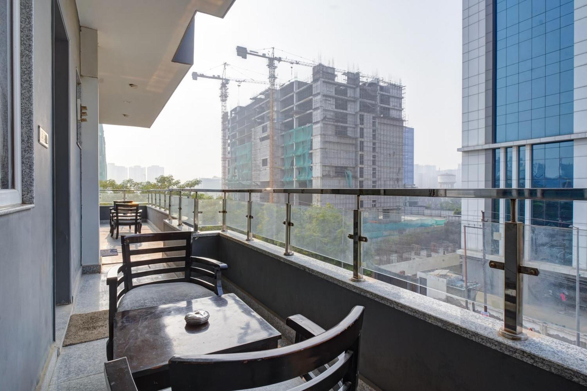 Hotel Noida Express Exterior photo