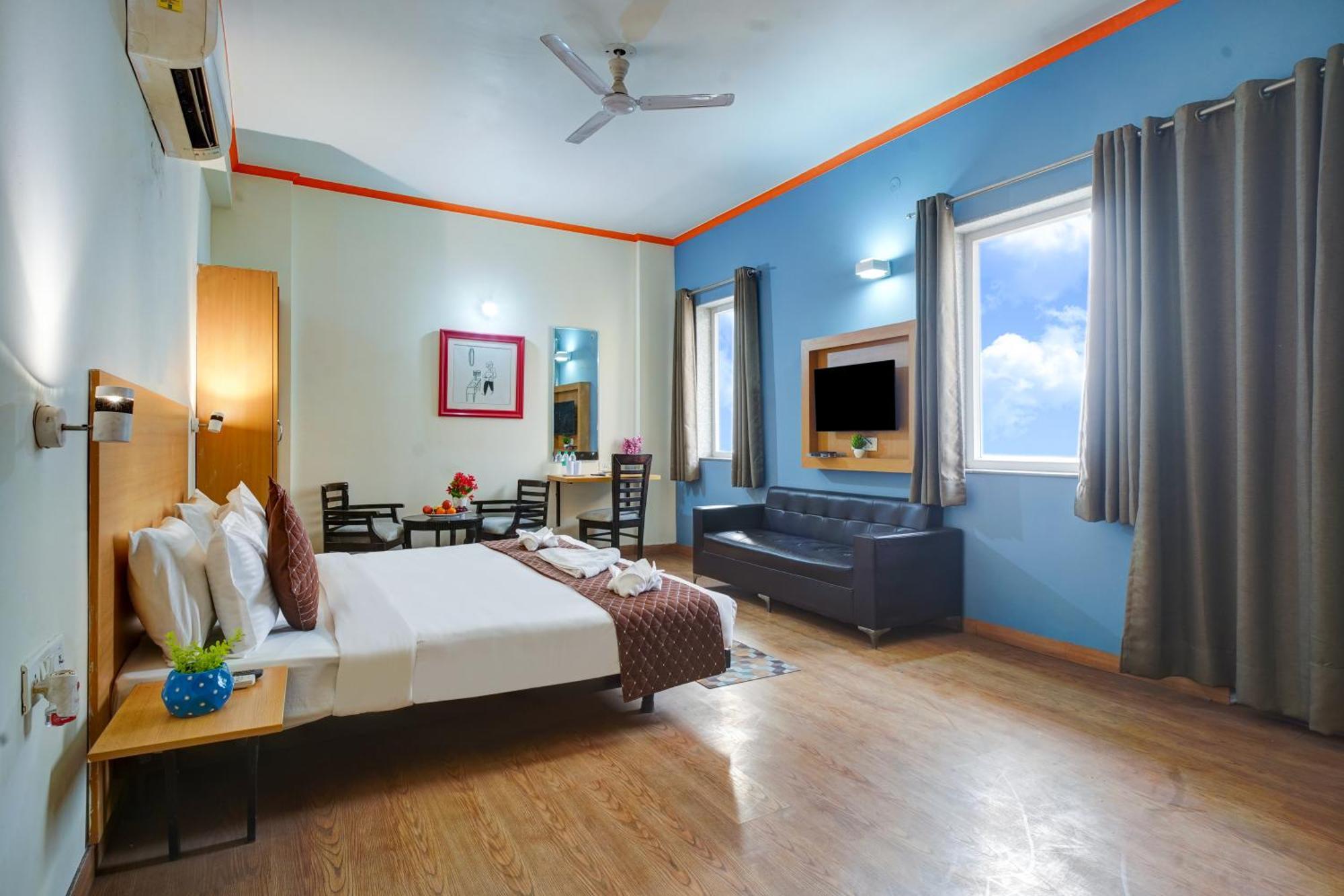 Hotel Noida Express Exterior photo